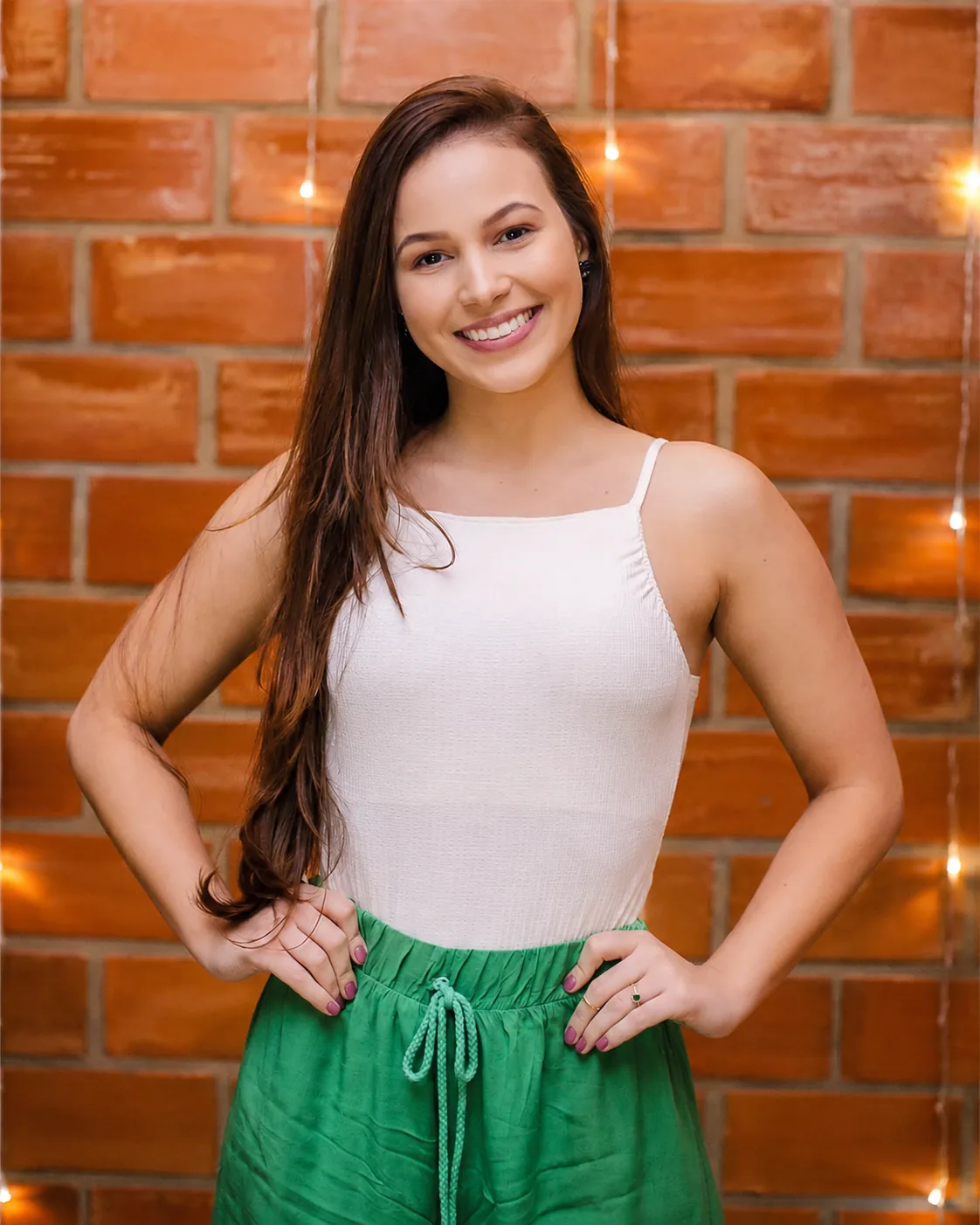 Alyne Bravim em consulta nutricional presencial em Linhares ES